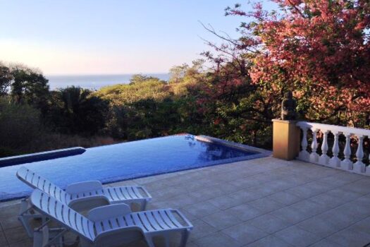 OCEAN VIEW HOUSE IN CAMARONAL – AMAZING DEAL
