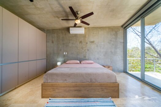 Home with Full Solar Energy System – GREAT LOCATION IN SAN JUANILLO