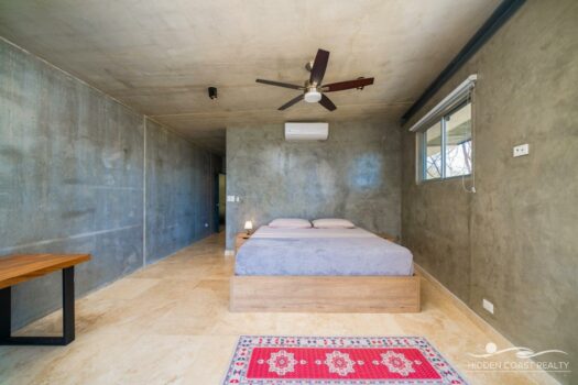 Home with Full Solar Energy System – GREAT LOCATION IN SAN JUANILLO