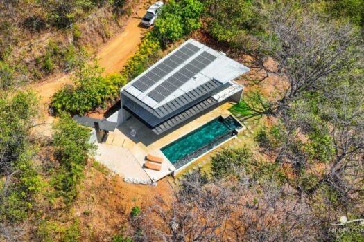 Home with Full Solar Energy System – GREAT LOCATION IN SAN JUANILLO