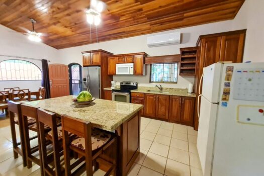 Casa Sueños, 3 Bedroom Home in SurfSide