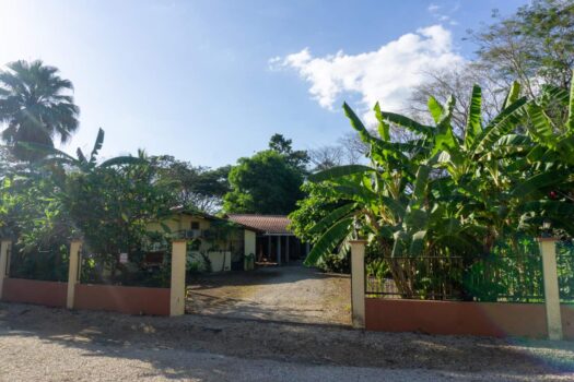 Casa Sueños, 3 Bedroom Home in SurfSide