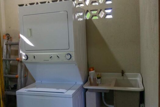 Casa Sueños, 3 Bedroom Home in SurfSide