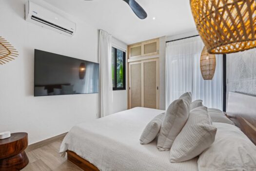 AMAZING BEACH FRONT CONDO IN PLAYA POTRERO!!