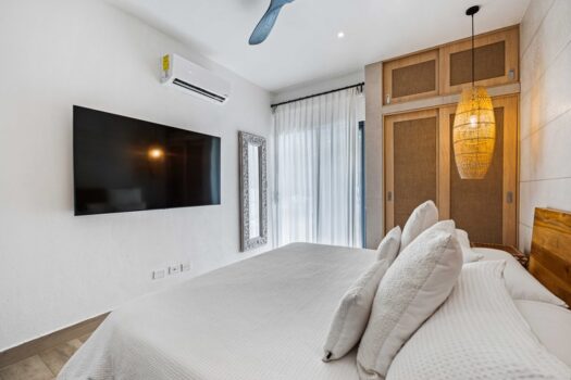 AMAZING BEACH FRONT CONDO IN PLAYA POTRERO!!