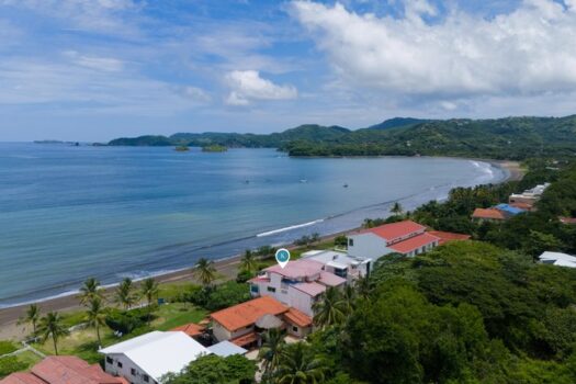 AMAZING BEACH FRONT CONDO IN PLAYA POTRERO!!