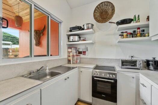 Casa Gemelas: Charming Surfside Property with Two Homes and Garden Views