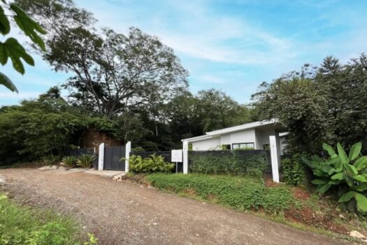 VILLA IN LOS JOBOS CLOSE TO TAMARINDO BEACH