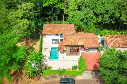 Villa Sonrisa | 4 Bedroom Home in Gated Community minutes to Tamarindo 🌅