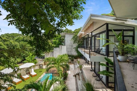 L´AVVENTURA Boutique Hotel: Discover a Prime Investment in Tamarindo!