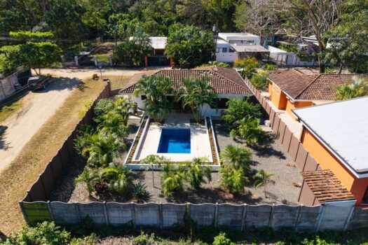 Casa Miel: Stunning 2-Bedroom Home Steps from Playa Potrero’s Beaches & Dining.
