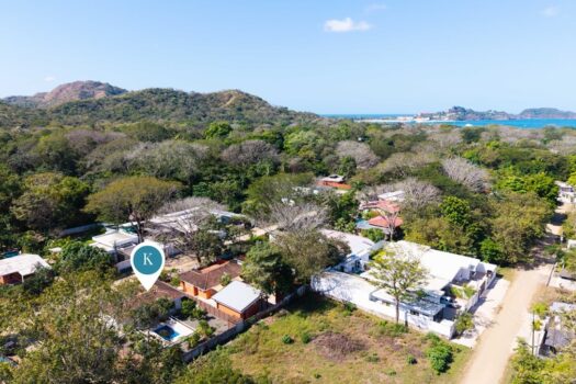 Casa Miel: Stunning 2-Bedroom Home Steps from Playa Potrero’s Beaches & Dining.
