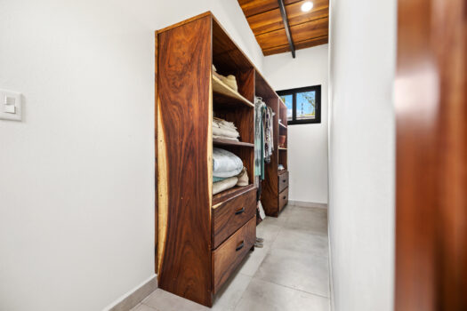 Casa Haleiwa – Enchanting Tropical Modern 3 bedroom Home in Avellanas