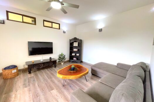 Private Home with Amazing Mountain Views Near Tam