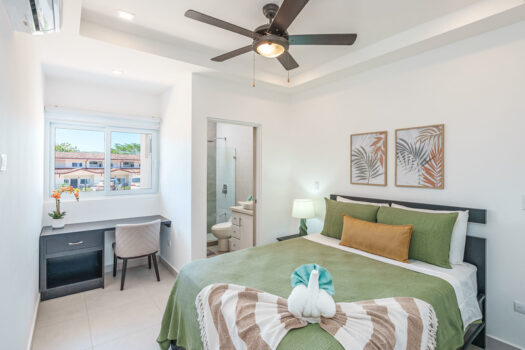 New 3 Bedroom Townhouse 8 minutes from Tamarindo Beach