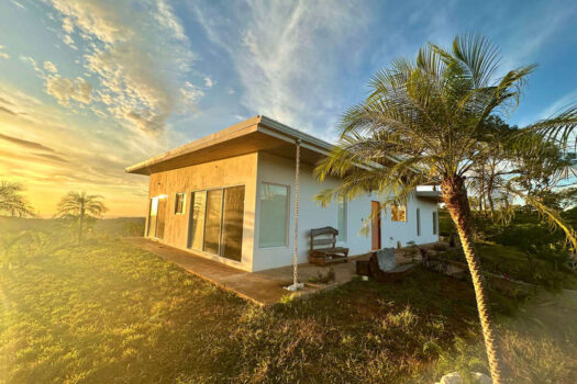 A Nature Lover’s Dream of Off Grid Living