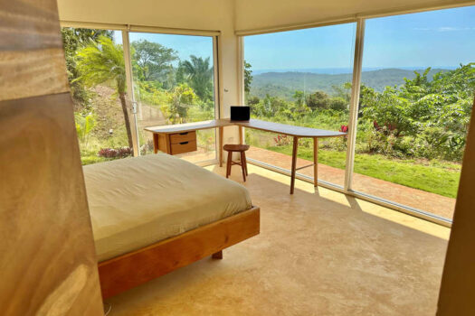 A Nature Lover’s Dream of Off Grid Living
