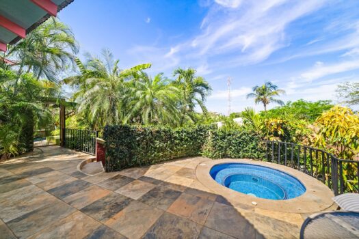 Charming 11-Suites Hotel with Ocean & Mountain Views in Tamarindo