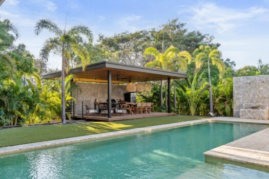 The Tides – Income producing Property!