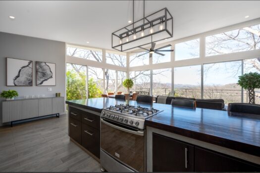 THE TREE HOUSE – 2BED HOME FOR SALE – A MODERN HOME POWERED BY THE SUN.