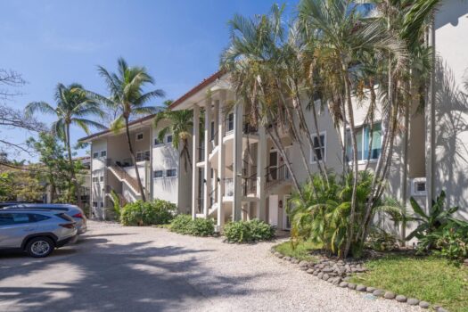 Beachfront & Ocean View Condo Steps to the Sand | Bahia Langosta B18 | Price Drop*