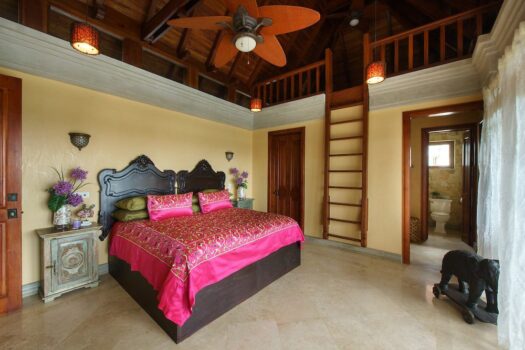 Balinese Design Luxury Villa in the Hills of Tamarindo