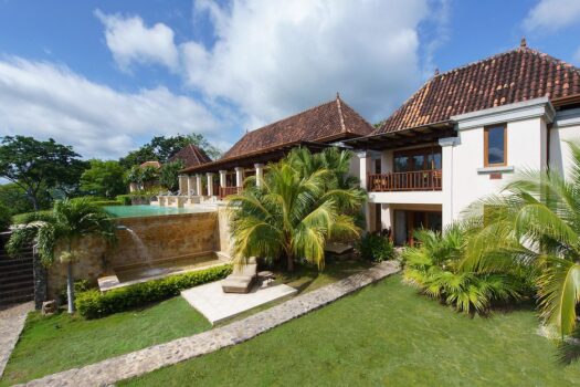 Balinese Design Luxury Villa in the Hills of Tamarindo