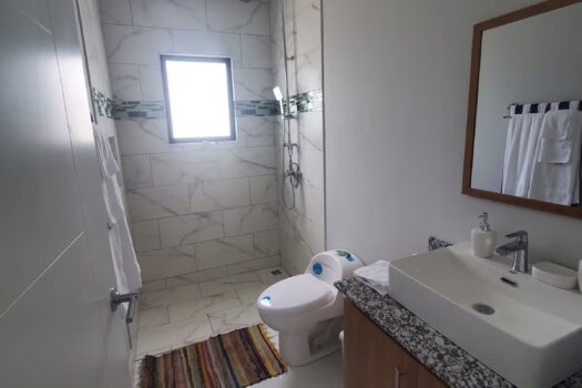 One Life Villas – Walk to Beach – Perfect blend of privacy, comfort and coastal charm.