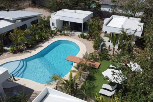One Life Villas – Walk to Beach – Perfect blend of privacy, comfort and coastal charm.