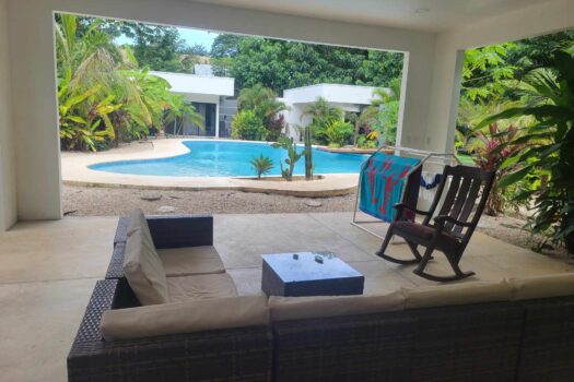One Life Villas – Walk to Beach – Perfect blend of privacy, comfort and coastal charm.