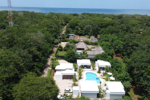 One Life Villas – Walk to Beach – Perfect blend of privacy, comfort and coastal charm.