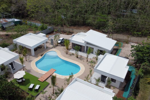 One Life Villas – Walk to Beach – Perfect blend of privacy, comfort and coastal charm.