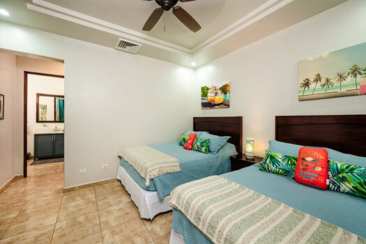 Matapalo DirÃa 103 – 2 BDRM Luxury Condo – Great Amenities & Lagoon Pool – Tamarindo Beach