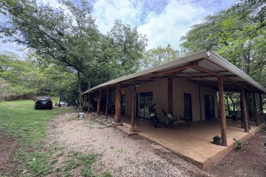 2 Bedroom Home in 1.24 Acre Land | Los Jobos, Tamarindo