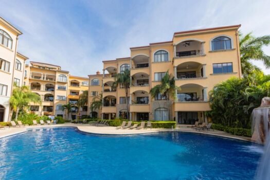 Welcome to Sunrise #23 – Your Oceanview Retreat in Playa Tamarindo!