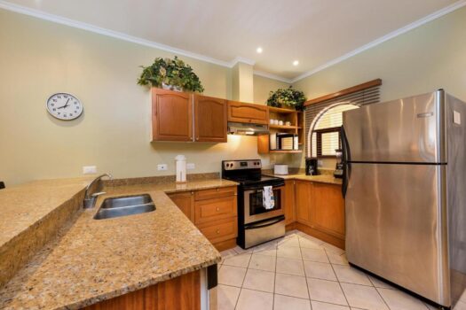 Welcome to Sunrise #23 – Your Oceanview Retreat in Playa Tamarindo!