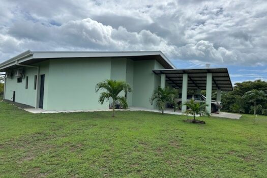 Tropical Paradise Home in Marbella, Guanacaste – 2 Bed | 2 Bath + Studio Cabin | Pool | Fruit Trees | Near Beach & Adventure