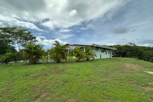 Tropical Paradise Home in Marbella, Guanacaste – 2 Bed | 2 Bath + Studio Cabin | Pool | Fruit Trees | Near Beach & Adventure