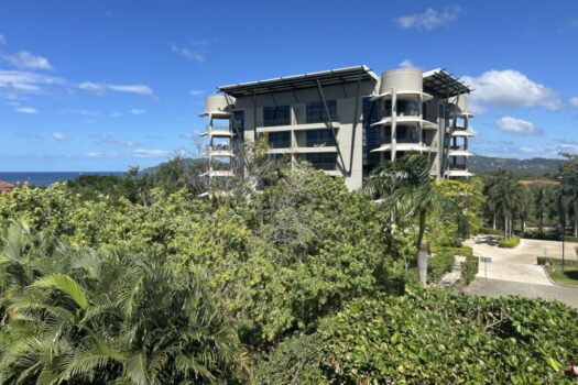 La Perla 4-3 ~ Elegant Ocean-View Retreat in Vibrant Tamarindo