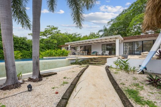 Les Voiles Blanches Luxury Lodge