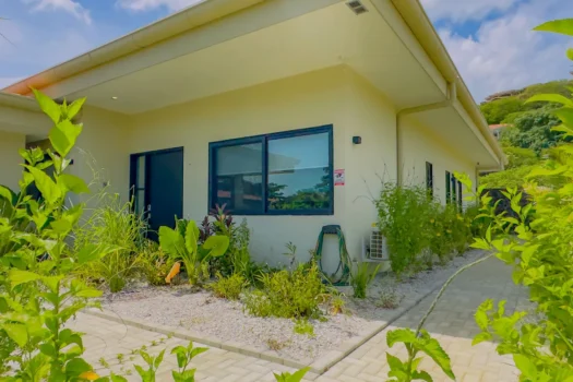 Casa AraMar – One-Level Home w/Solar, Pool, walk Club Access in Coco Bay Estates