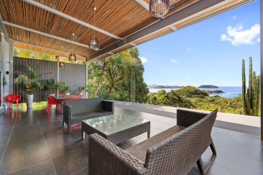 Prieta Sunsets: Amazing Ocean Views + Guest House + Room to Expand!