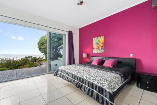 Prieta Sunsets: Amazing Ocean Views + Guest House + Room to Expand!