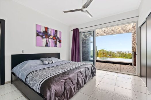 Prieta Sunsets: Amazing Ocean Views + Guest House + Room to Expand!