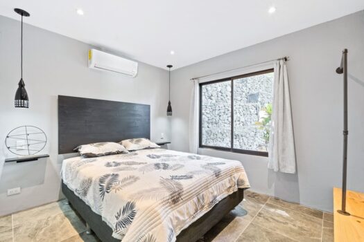 Prieta Sunsets: Amazing Ocean Views + Guest House + Room to Expand!