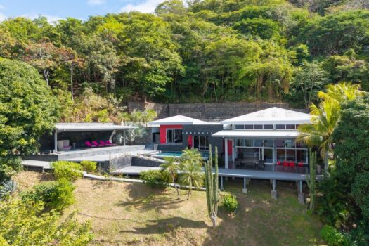 Prieta Sunsets: Amazing Ocean Views + Guest House + Room to Expand!