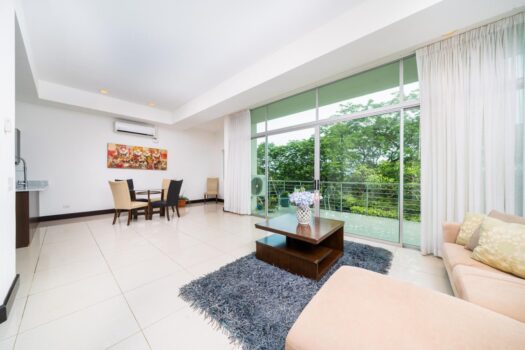 Spacious Condo for Sale in Tamarindo – Walk to the Beach | Pacific Park #402