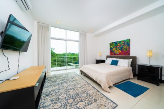 Spacious Condo for Sale in Tamarindo – Walk to the Beach | Pacific Park #402