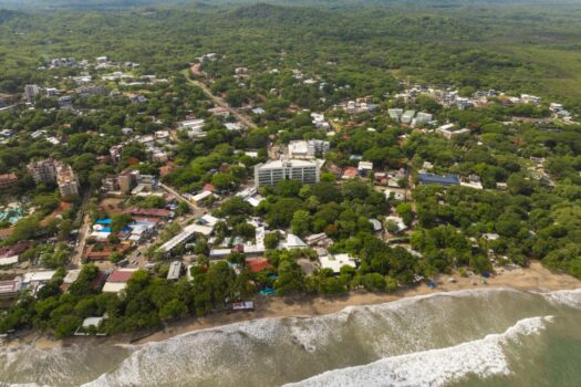 Spacious Condo for Sale in Tamarindo – Walk to the Beach | Pacific Park #402