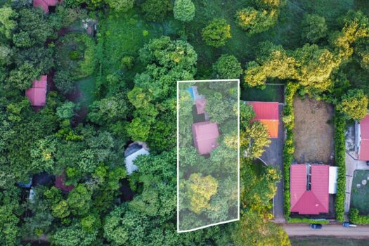 4-Bedroom Home Just Minutes from Playa Avellanas